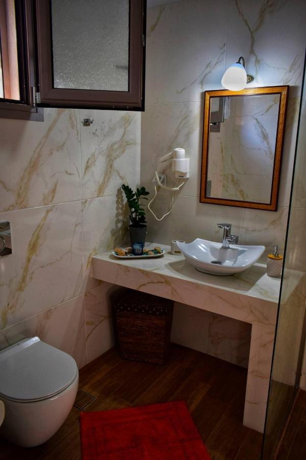 Dolphins House Apartment ลิคชูรี ภายนอก รูปภาพ